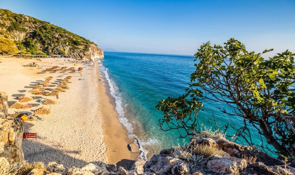 Operatoret turistike presin rritje me 35 per qind ne 2023